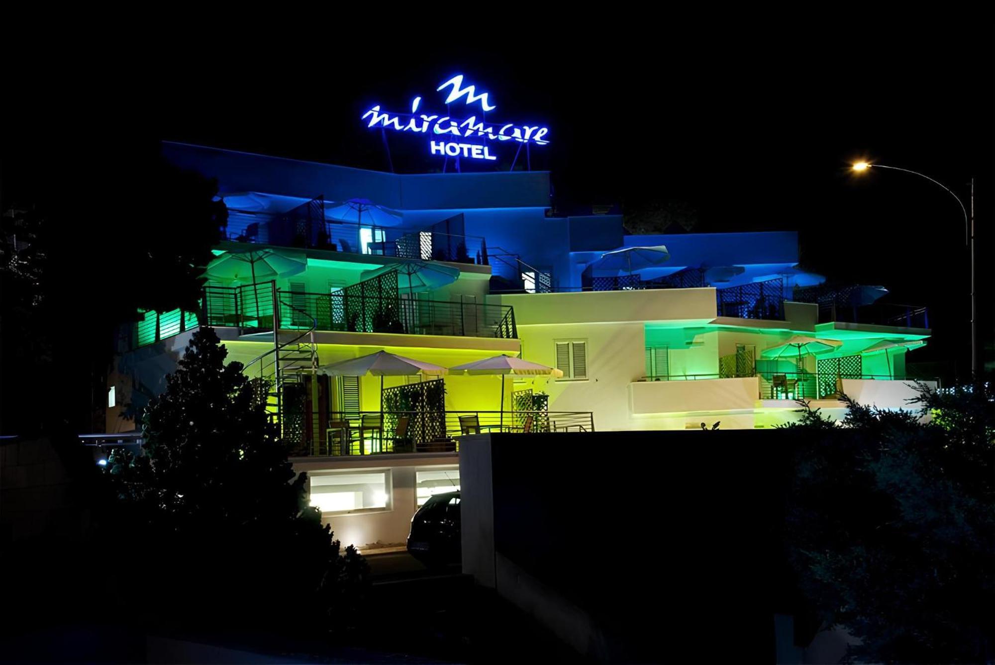 Hotel Miramare กัลลีโปลี ภายนอก รูปภาพ